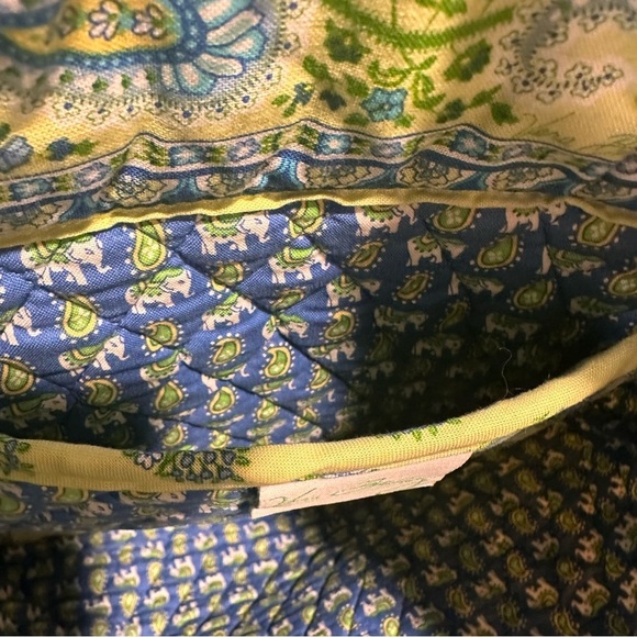 Vera Bradley Medium Tote in Citrus, Button Toggle Closure, Retired 2006 Vintage - Picture 10 of 12